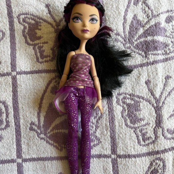 Ever After High Legacy Day Raven Queen Doll - Picture 1 of 2